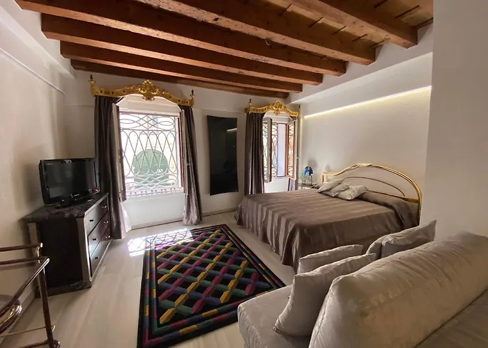 Ln Homes Venice - San Marco Canal View